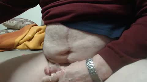 Snapshot of bleckbery00 chatting on 11-26-25, 10:11 bleckbery00 online show from 11-26-25, 10:11