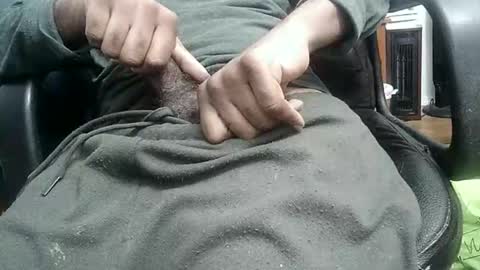 Snapshot of blessyou777 chatting on 11-12-25, 02:12 blessyou777 online show from 11-12-25, 02:12