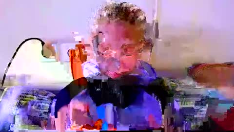Snapshot of blinkofeyess chatting on 02-21-25, 01:55 Nicole online show from 02-21-25, 01:55