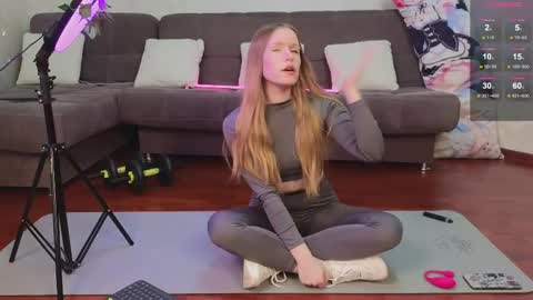 Mona redhead Diana brown-haired online show from 05-13-26, 05:49