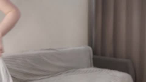 Mila online show from 09-25-25, 01:15