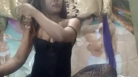 Snapshot of blktulipsxx chatting on 09-22-25, 03:19 Lola online show from 09-22-25, 03:19