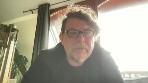 BlIdoL online show from 05-16-26, 09:17