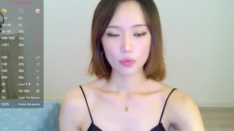 Snapshot of blon_kater chatting on 09-28-25, 09:14 YoYo online show from 09-28-25, 09:14