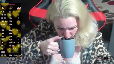 blond_ledi online show from 03-03-25, 05:07