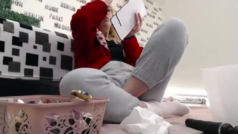 Snapshot of blonddaiana23 chatting on 01-09-25, 01:50 blonddaiana23 online show from 01-09-25, 01:50