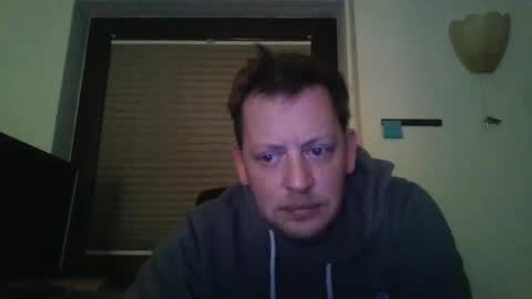 Snapshot of blonde32m chatting on 12-22-24, 03:33 blonde32m online show from 12-22-24, 03:33