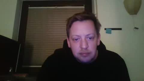 Snapshot of blonde32m chatting on 01-04-25, 02:03 blonde32m online show from 01-04-25, 02:03