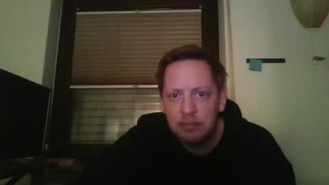 Snapshot of blonde32m chatting on 02-09-25, 11:25 blonde32m online show from 02-09-25, 11:25