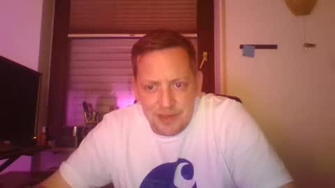 Snapshot of blonde32m chatting on 11-07-25, 05:02 blonde32m online show from 11-07-25, 05:02