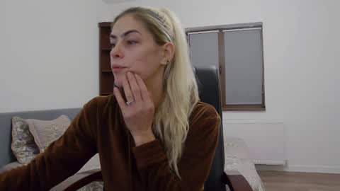 blonde4pasion online show from 12-10-24, 06:54