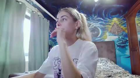 blonde4pasion online show from 10-10-25, 10:47