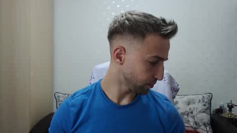 Mr Blond online show from 11-14-25, 07:01