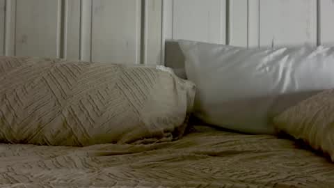 Snapshot of blondechristine99 chatting on 12-21-25, 04:36 blondechristine99 online show from 12-21-25, 04:36