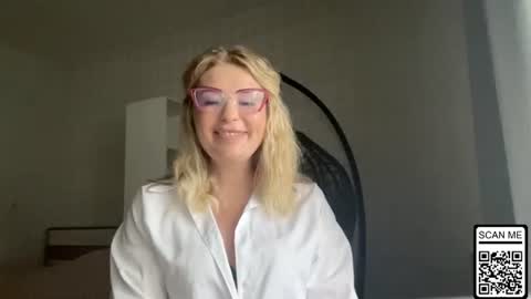 blondie_xoxoxo online show from 06-26-26, 10:52