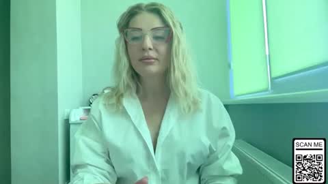 blondie_xoxoxo online show from 07-12-26, 10:06