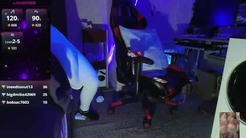 Bubbles online show from 10-25-25, 11:40