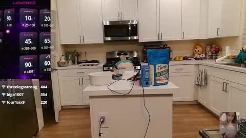 Bubbles online show from 10-29-25, 02:03