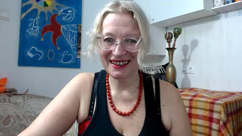 BlondMILfs online show from 11-09-25, 10:24
