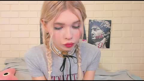 blondy_fina online show from 10-19-25, 04:46