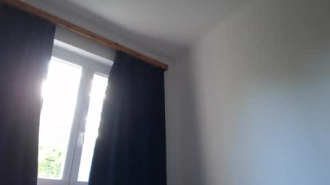 blondyelena online show from 06-15-26, 05:42
