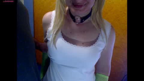 Snapshot of blontsex chatting on 12-01-24, 04:40 Blontsex online show from 12-01-24, 04:40