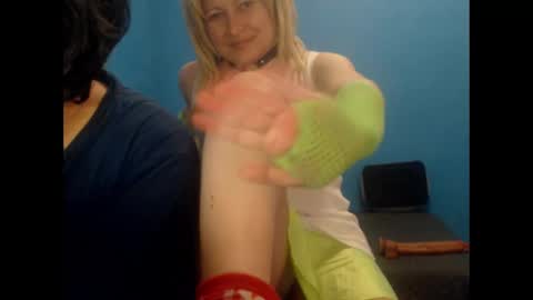 Snapshot of blontsex chatting on 02-18-25, 08:25 Blontsex online show from 02-18-25, 08:25