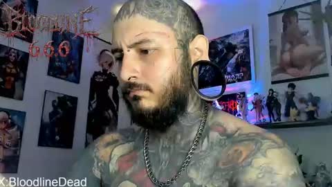 Snapshot of bloodline_666 chatting on 06-18-26, 06:01 online show from 06-18-26, 06:01