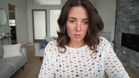 Snapshot of bloomyogi chatting on 12-01-24, 07:25 Emma Bloom online show from 12-01-24, 07:25