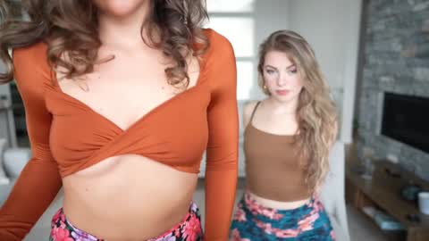 Snapshot of bloomyogi chatting on 01-30-25, 10:51 Emma Bloom online show from 01-30-25, 10:51