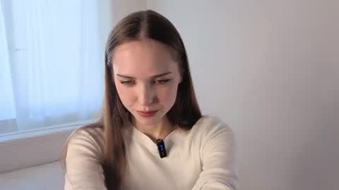 Snapshot of blossomweisel chatting on 07-18-26, 01:26 Alice or your girl from University online show from 07-18-26, 01:26