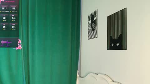 Snapshot of blowjob_queeny chatting on 09-21-25, 06:15 Welcome guysMy name KatePVT its Open online show from 09-21-25, 06:15