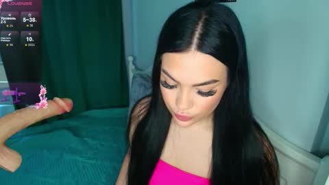 Snapshot of blowjob_queeny chatting on 09-24-25, 05:55 Welcome guysMy name KatePVT its Open online show from 09-24-25, 05:55
