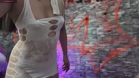 santiylola online show from 10-21-25, 02:12