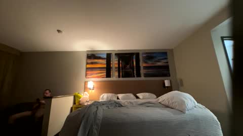 Snapshot of blowmemilfs chatting on 02-25-26, 08:57 blowmemilfs online show from 02-25-26, 08:57