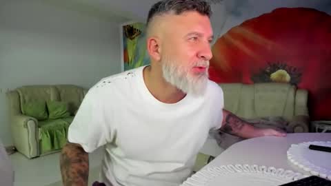 Snapshot of blowmyxxl chatting on 01-13-26, 10:15 Nico online show from 01-13-26, 10:15