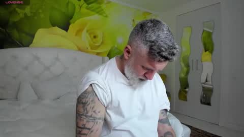 Snapshot of blowmyxxl chatting on 03-27-26, 03:23 Nico online show from 03-27-26, 03:23