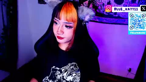 Snapshot of blue_katt chatting on 06-16-26, 05:54 blue katt online show from 06-16-26, 05:54