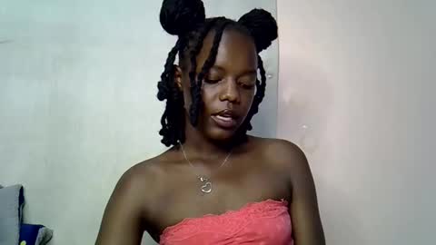 blue_savagee online show from 10-18-25, 07:36