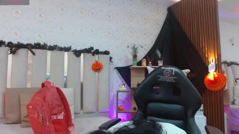 blue_tay1 online show from 11-02-25, 12:07