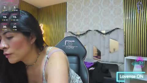 blue_tay1 online show from 01-19-26, 03:32