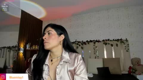 blue_tay1 online show from 02-17-26, 02:02