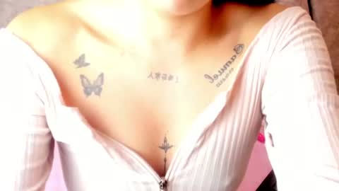 Snapshot of blue_vely chatting on 07-12-26, 12:45 Blue Vely online show from 07-12-26, 12:45