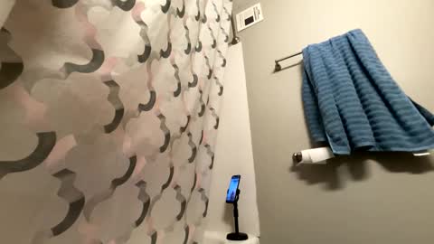 bluebloodednorsewitch online show from 01-27-25, 04:11