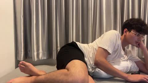 Snapshot of bluedaan chatting on 12-13-24, 11:23 Daan online show from 12-13-24, 11:23