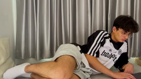 Daan online show from 12-15-24, 02:30