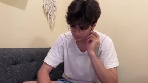 Snapshot of bluedaan chatting on 02-07-25, 02:50 Daan online show from 02-07-25, 02:50