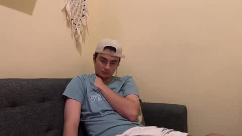 Snapshot of bluedaan chatting on 02-12-25, 02:14 Daan online show from 02-12-25, 02:14