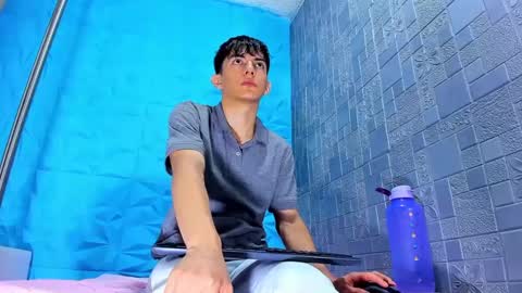 blueestar03 online show from 12-05-24, 12:22