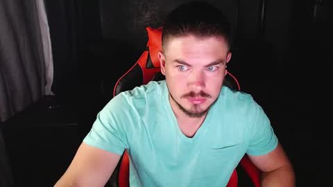 blueeyeboy0 online show from 12-01-24, 07:25